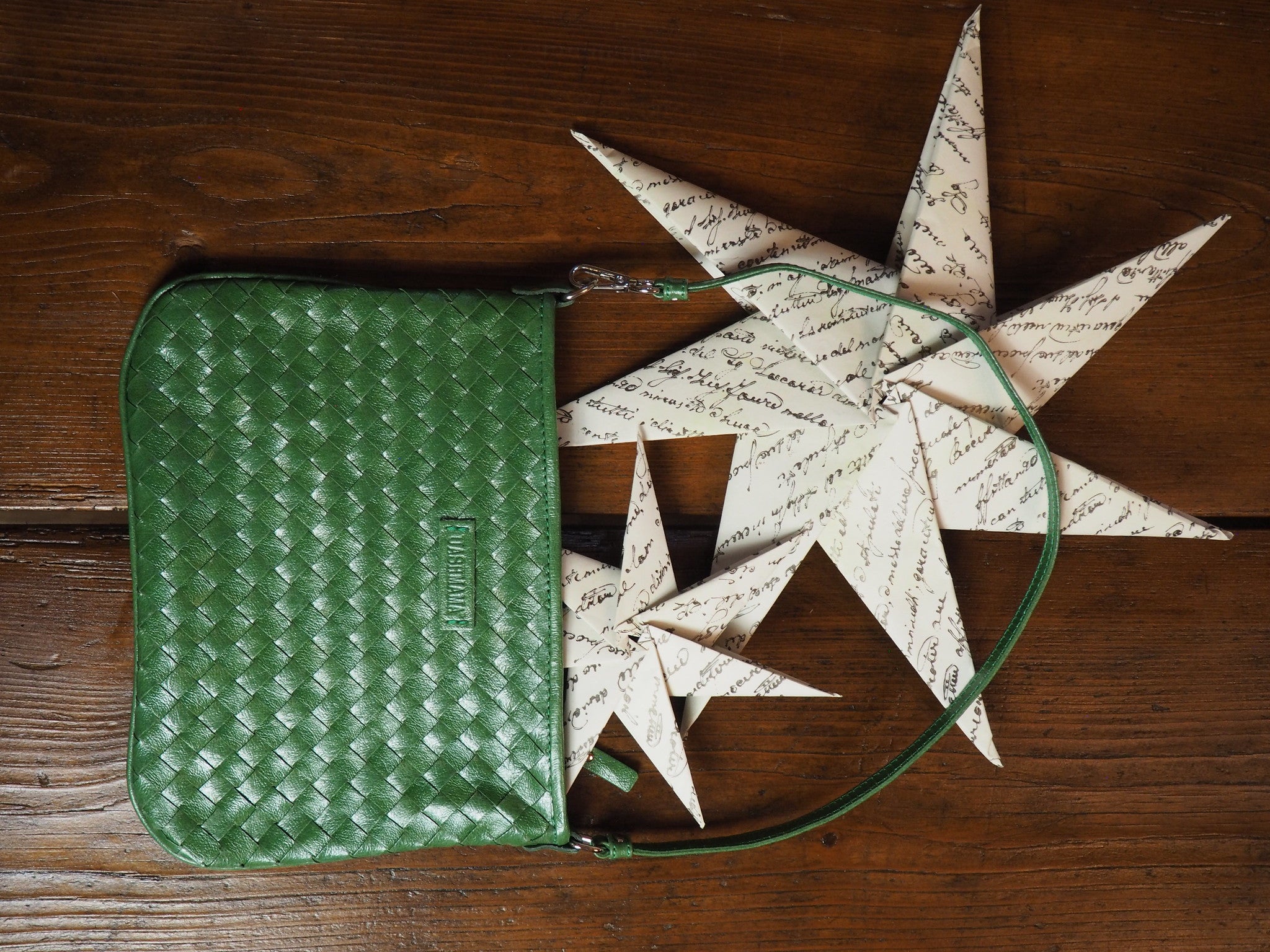 Taštička LOLA prepletaná zelená