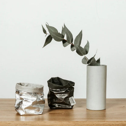 Vrecko strieborné-metalické a čierne-metalické